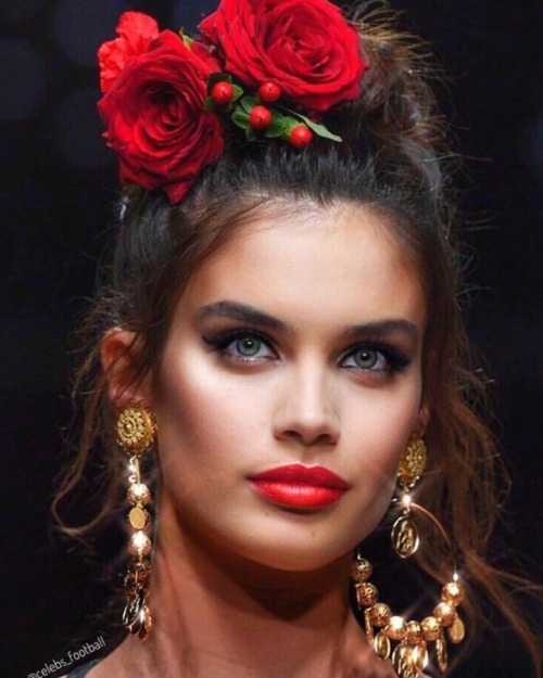 instagramodels:@sarasampaio: Dolce