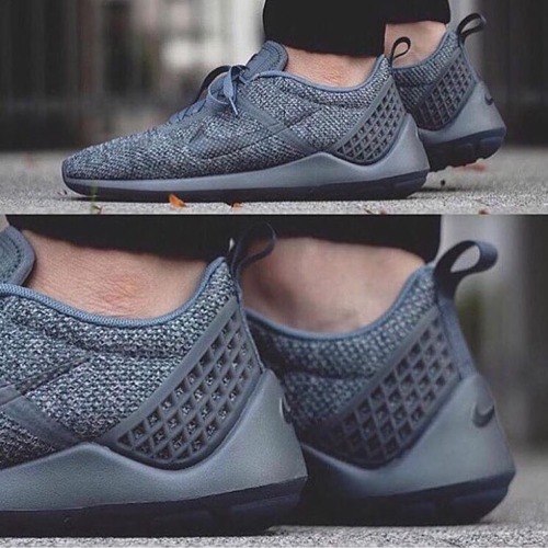 freshtastics:Nike Lunarestoa 2 SE “Cool Grey”