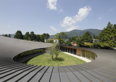 Villa at Sengokubara / Shigeru Ban