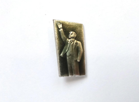 Vladimir Lenin pin (buy)