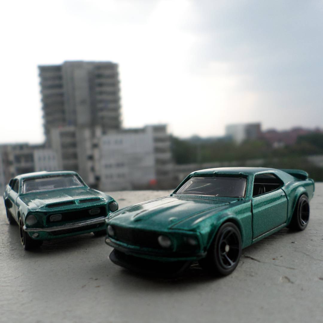 hot wheels bullitt mustang