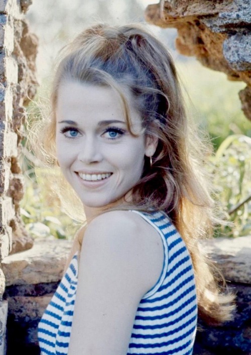 summers-in-hollywood:“Jane Fonda, 1960s”