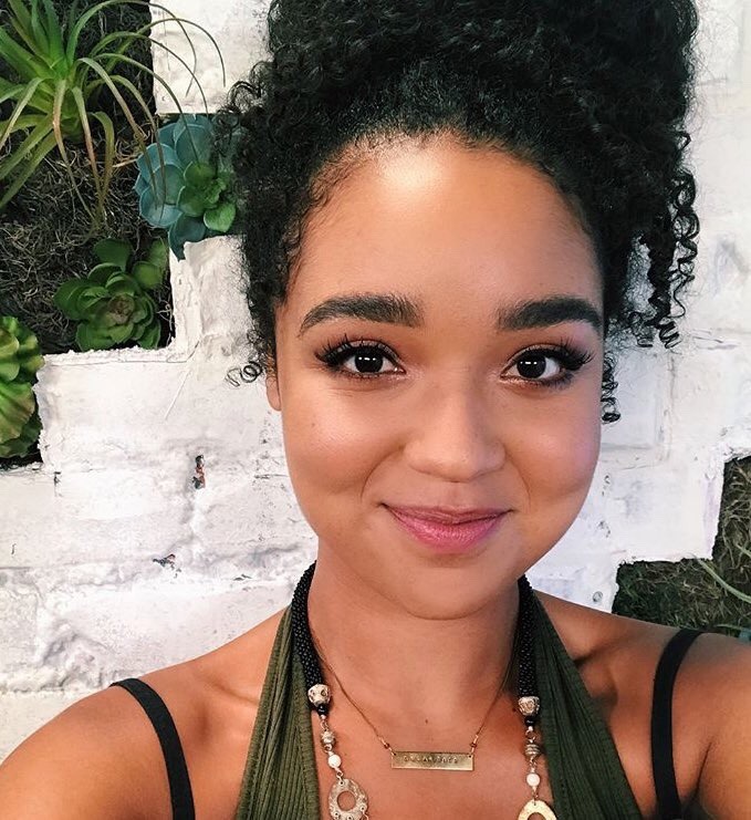 Aisha Dee mom