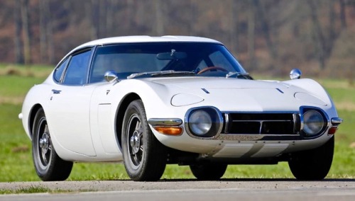 crazyforcars:Toyota 2000GT, truly a masterpiece of design,...