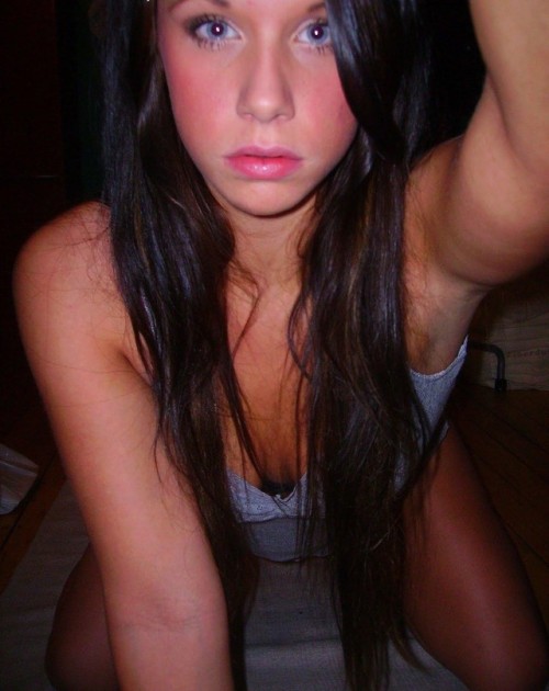 all-sfw-girls:selfieLisaPics: 42Free sign-up: Yes.Looking for:...