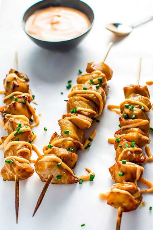 guardians-of-the-food:TERIYAKI CHICKEN KABOBS WITH SRIRACHA...