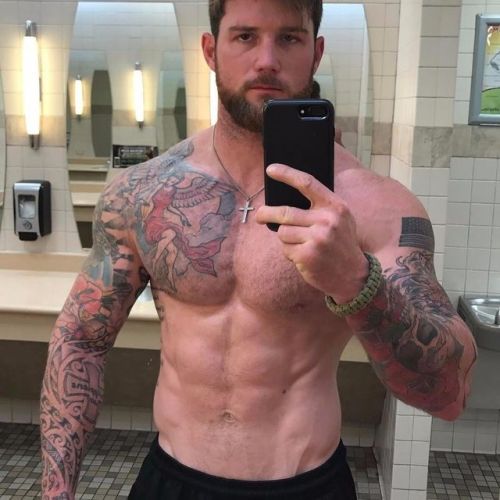 Bodybuilder Beautiful Profiles - James Jensen