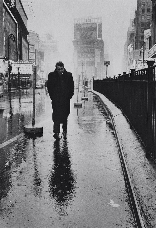 theaterforthepoor:James Dean by Dennis Stock / Times Square,...