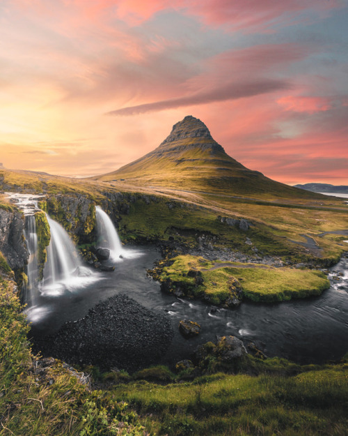 etherealvistas:Kirkjufell Mountain (Iceland) byAntonio...