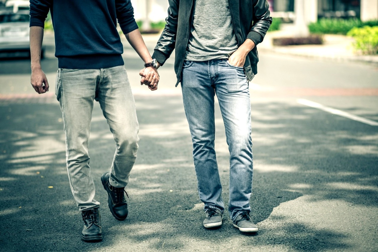 bisexual boys and honies sharing jizz shots 5 on rus.sexviptube.com