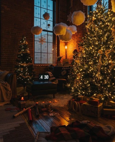 modern christmas decor