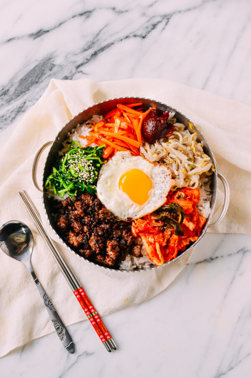 food beef bibimbap kimchi rice korean food korean style carrots egg crispy fried egg sesame seeds medium grain white rice white rice garlic medium grain rice sesame oil napa cabbage fermented cabbage napa cabbage kimchi napa cabbage kimchi korean red pepper paste lunch carrot gochujang mung bean sprouts dinner ground beef dark soy sauce soy sauce