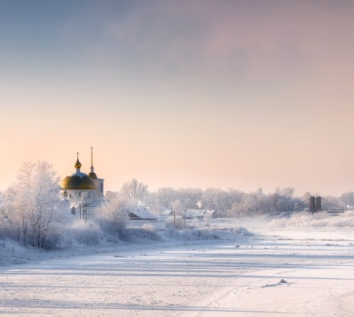 krasna–devica:Pskov, Russia