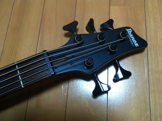 Ibanez edb555の話 – It's so simple.