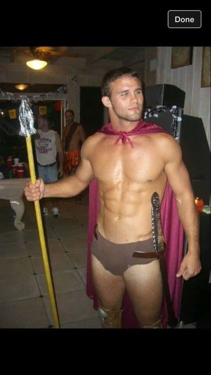 Roman gods?looking for a FWB, Daddy, teacher, date, lover,...