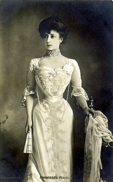 My Favorite Sanctuary - Vintage Royal Fashion #13 - Edwardian Style...