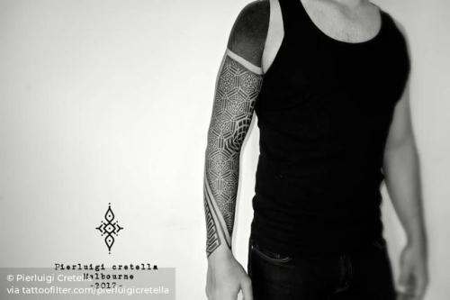 By Pierluigi Cretella, done at Meatshop Tattoo, Barcelona.... pierluigicretella;dotwork;huge;facebook;blackwork;twitter;sacred geometry;sleeve;geometric