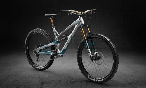 aces5050:(via YT Announces New 2019 Jeffsy - Pinkbike) 