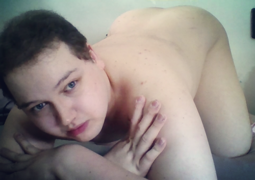 chubslvt93:some lewd pictures of me… my body