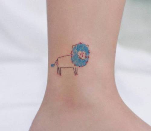 By Tattooist Ilwol, done in Seoul. http://ttoo.co/p/144828 small;zodiac;feline;lion;animal;tiny;ankle;ifttt;little;leo;astrology;tattooistilwol;sketch work