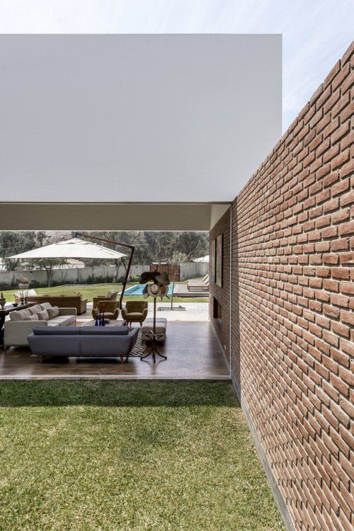 architorturedsouls:Casa Cusipata / SOMA Limaph: Renzo...