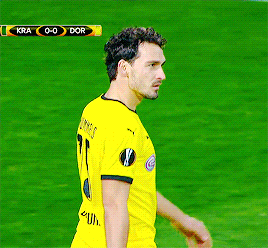 heja bvb! - Mats' reaction to the yellow card, and Roman's ...