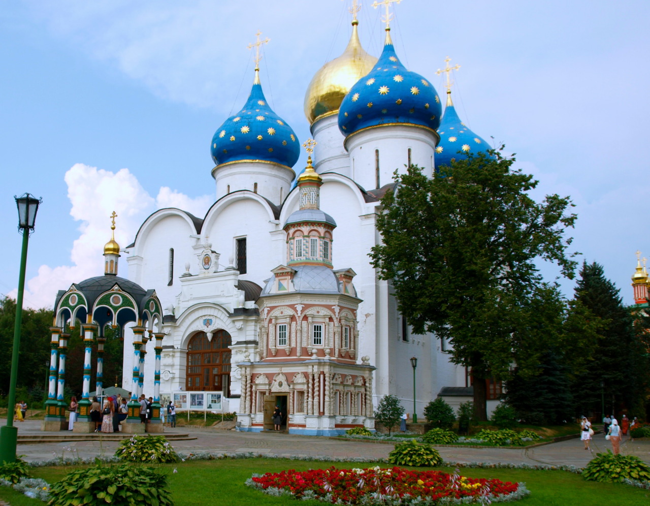 Список монастырей. Архитектурные сооружения Сергиев Посад. Троице-Сергиева монастыря памятник культуры. Architectural Ensemble of the Trinity Sergius Lavra in Sergiev Posad. Троице-Сергиев монастырь в 17 веке.