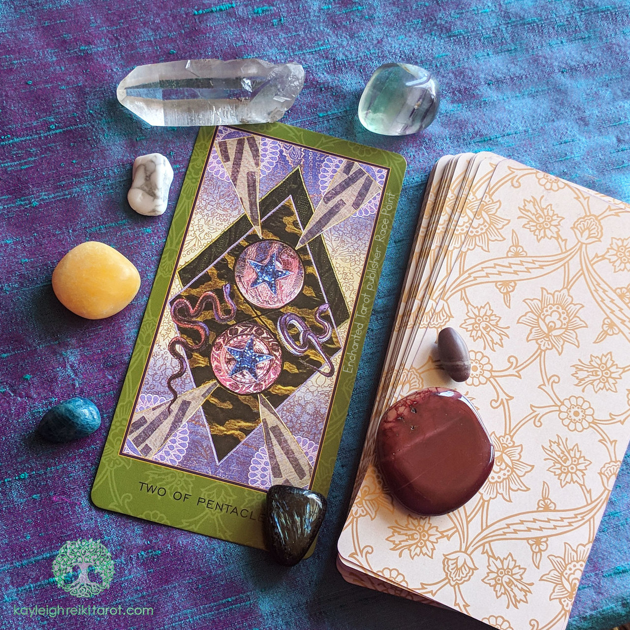 Tarot by Kayleigh • Good morning, Lovelies. Today is about Balance,...