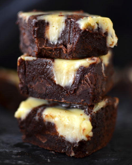 nom-food:Cheesecake brownies