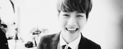 ผลการค้นหารูปภาพสำหรับ ิbaekhyun gif