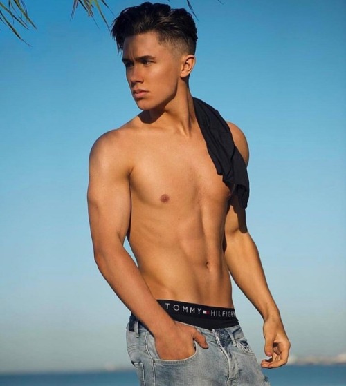 australianboys:Liam Ferrari