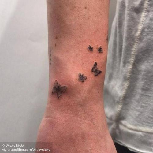 By Wicky Nicky, done at West 4 Tattoo, Manhattan.... insect;small;band;wickynicky;butterfly;animal;tiny;ifttt;little;wristband;wrist;illustrative