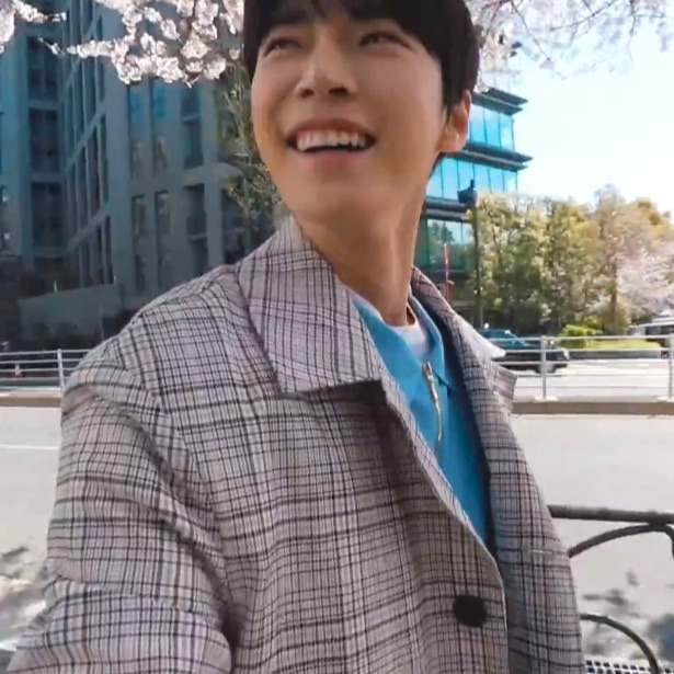 doyoung smiling | Tumblr