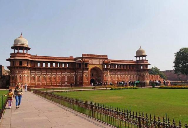 Palace inside Agra Fort. 🏰 #agrafort #agra... | Frequent Traveller