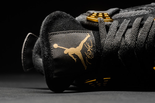 airville:RELEASE REMINDER: The Air Jordan 4 “Royalty” Will Be...