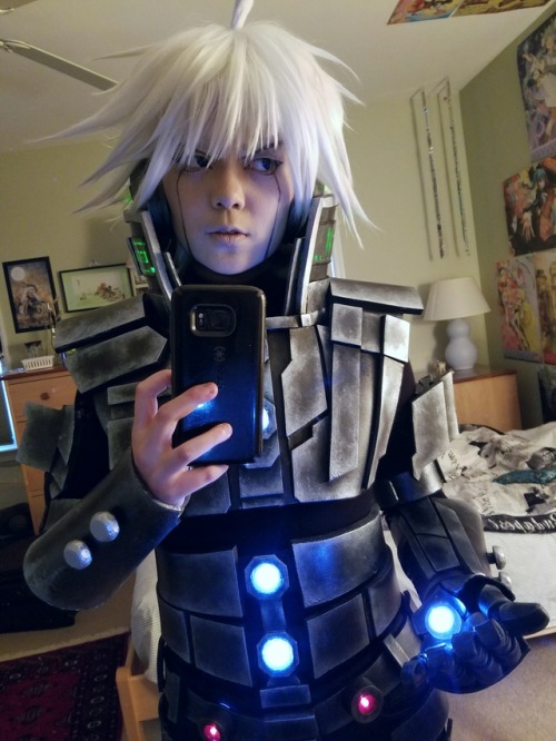 roboticreplication:I’m not just any old robot! I am K1-B0,...