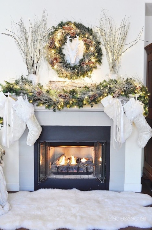 mantle wreath Tumblr