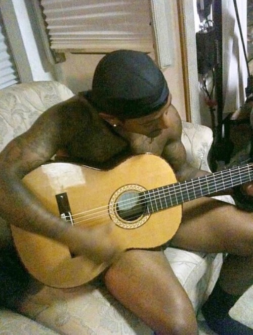 xemsays:xemsays:xemsays:32 year old, R&B singer —...