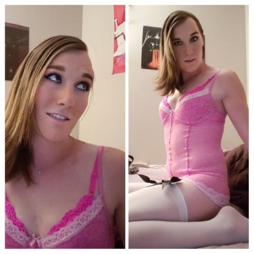 tgirlkayla:Daydreaming in pink