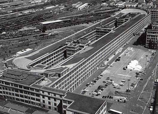 - feature : Fiat Lingotto Factory, Torino, Italy (1923)