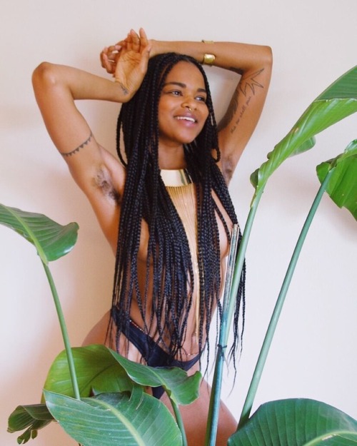 @Hairy armpits fetish and black women worshipper