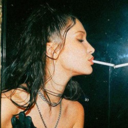 Bella Hadid Pack Tumblr