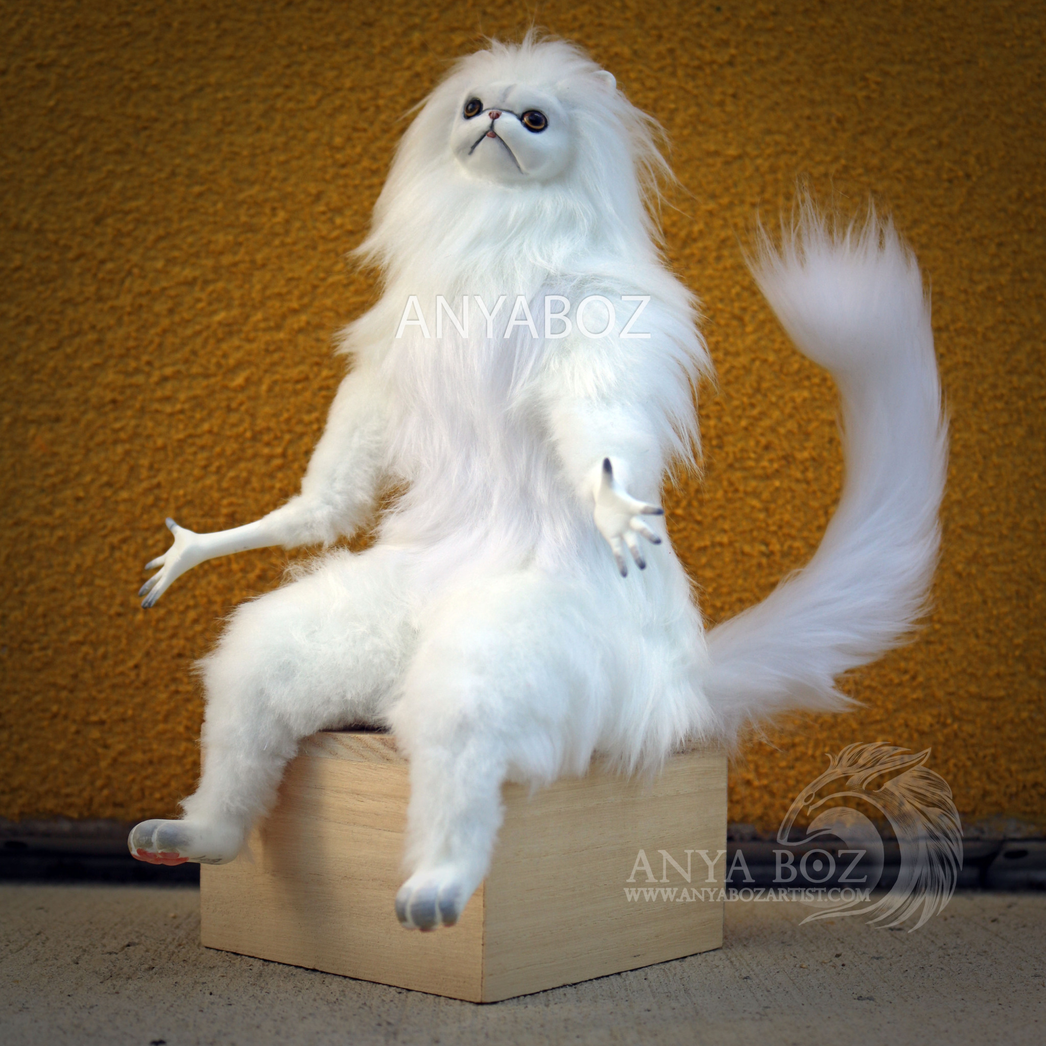 persian cat room guardian toy