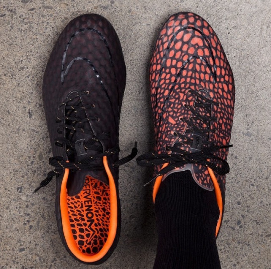 nike hypervenom phantom transform