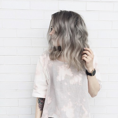 tattoo alternative girls gray hair pale tattos