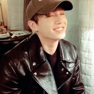 jeon jungkook // sharp