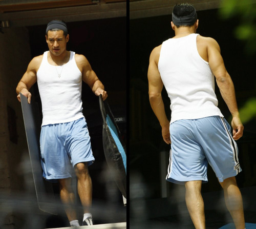 ifyouwantityoucangetitt:lamarworld:Mario Lopez & his...