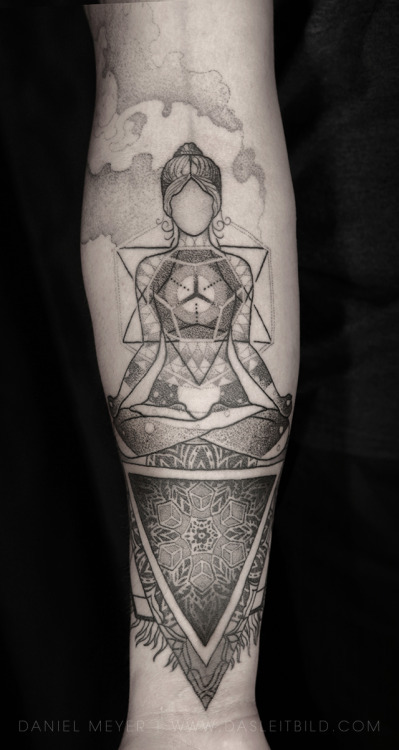 leitbild:Meditation (start of a sleeve) fully healed by Daniel...