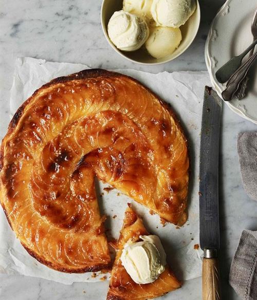 fullcravings:Fine Apple Tart