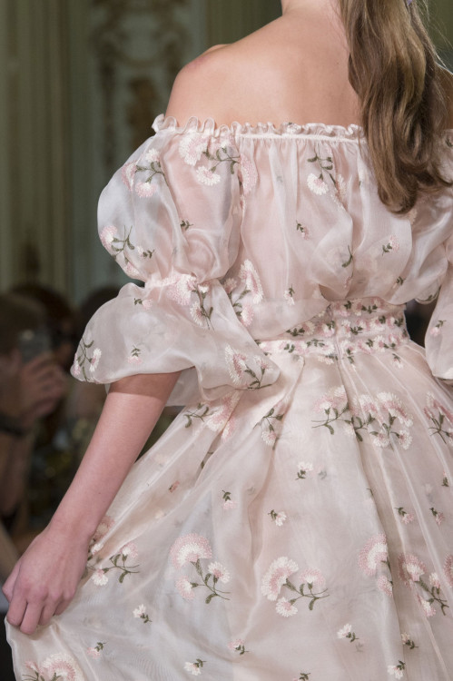 couture-constellation:luisa beccaria | milan spring ‘16